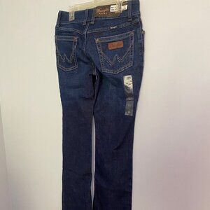 Brand New Wrangler Retro Bootcut Jeans Tall Length